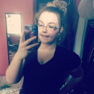 Meet your Posher, Alisah